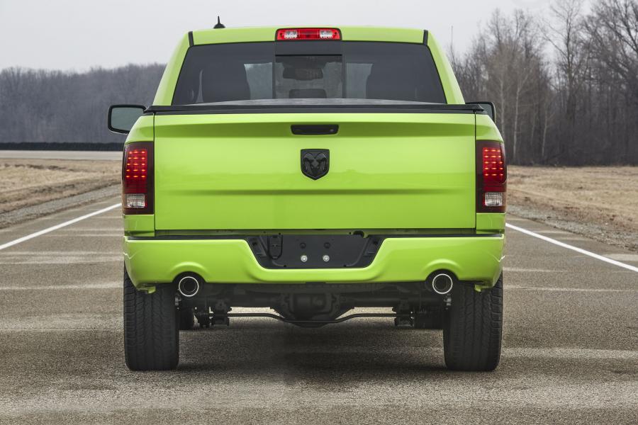  Dodge Ram 1500 Sublime Sport Crew Cab 2017 года  (фото 10 из 12)